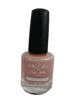 Vernis à ongles naturel par Sofia Juliette