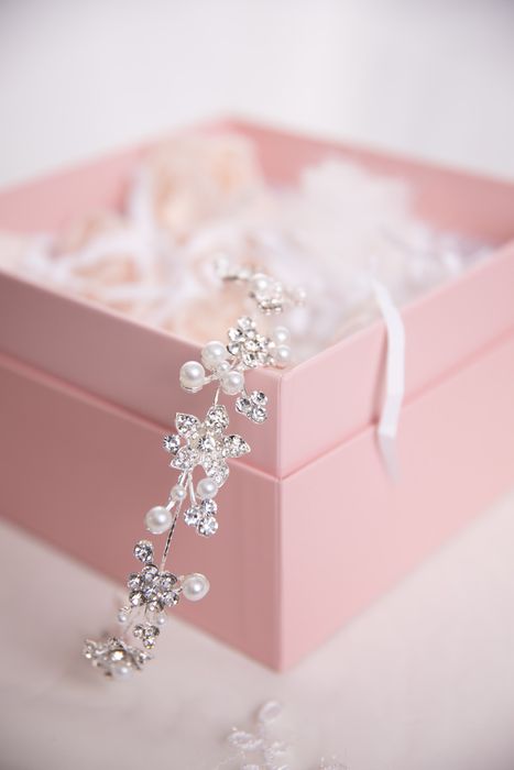 Tiare cheveux de mariée 001
