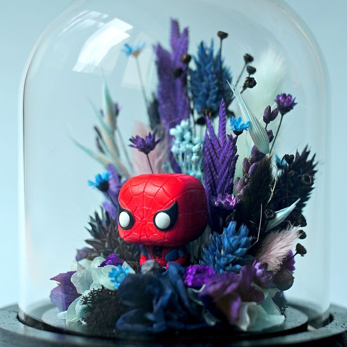 Cloche fleurie Spiderman