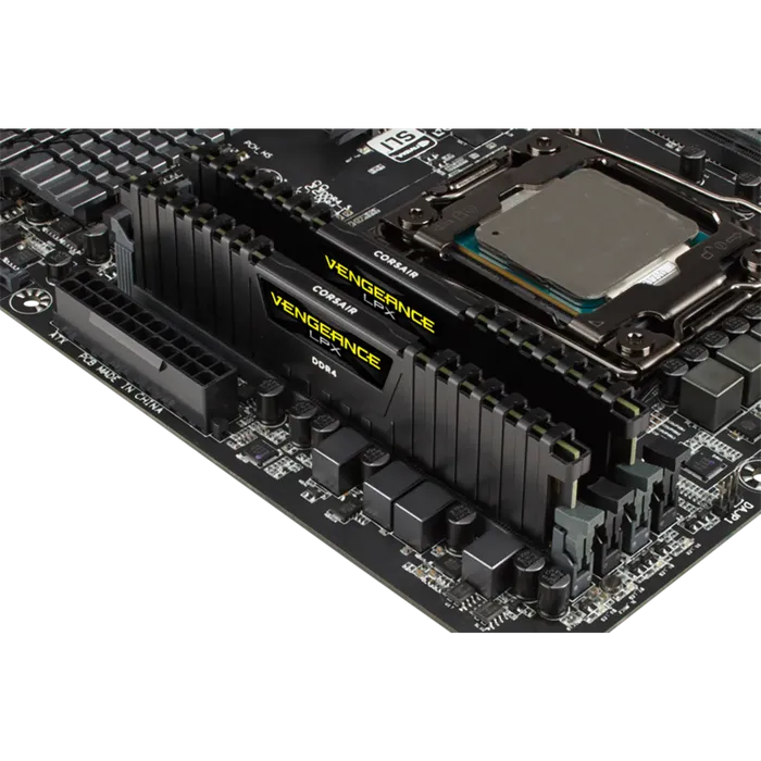 mémoire corsair 16GB (2x8) DDR4 3200MHz