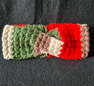 Bandeau croisé, rouge, vert, écru, marron par Le crochet d'Isa