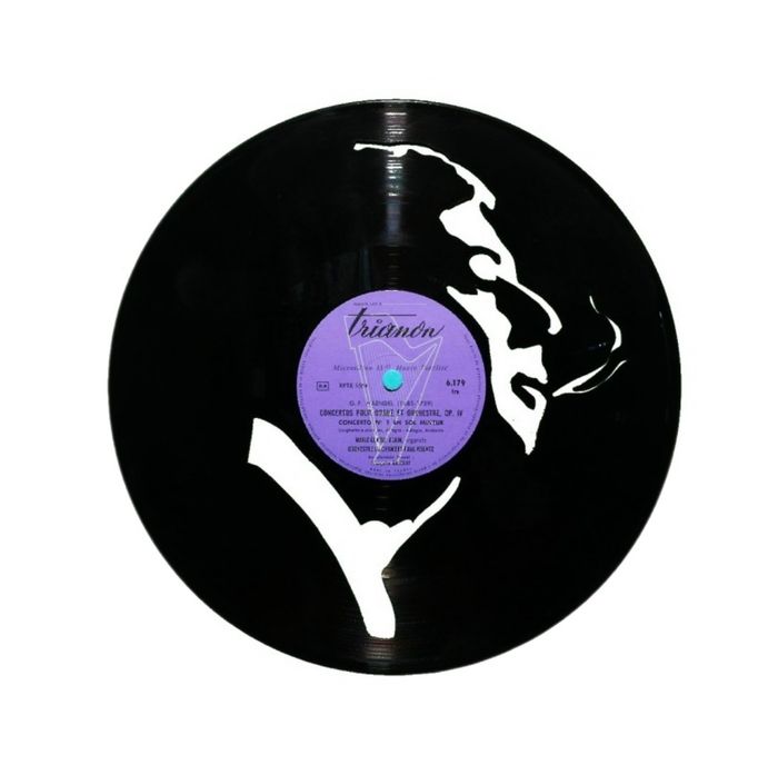 Vinyle découpé "Gainsbourg" par Disc arrête déco
