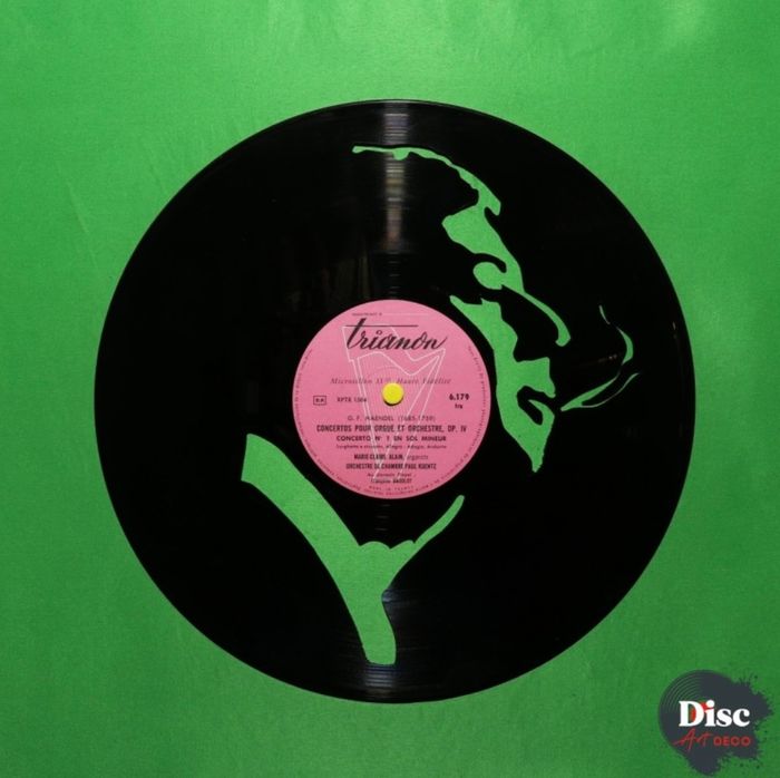 Vinyle découpé "Gainsbourg" par Disc arrête déco