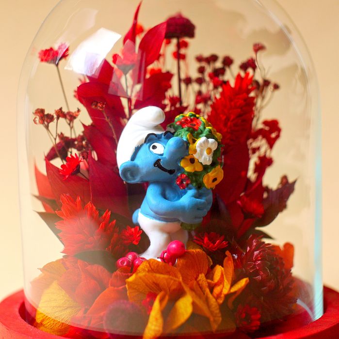 Cloche fleurie Schtroumpf amoureux