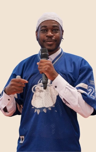 Mesreves Massamba, fondateur de BNDOZI, une marque de sneakers éco-responsables made in Portugal.