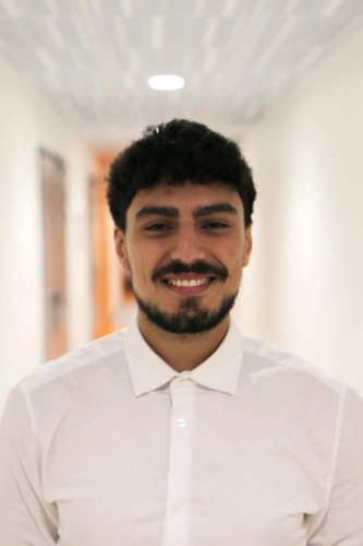 Lakdhar Kheloufi, fondateur de KLX Tech une application pédagogique afin de faciliter l'apprentissage de ses propres cours à l'aide de flashcards et assisté par l'IA, est incubé à la Why Not Factory
