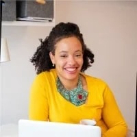 Rachael Hampton, experte communication et branding