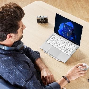 Razer Book 13 - PC Portable Full HD+, Intel 1165G7, EVO Iris XE, 16 GB RAM, 512 GB SSD, Win 11