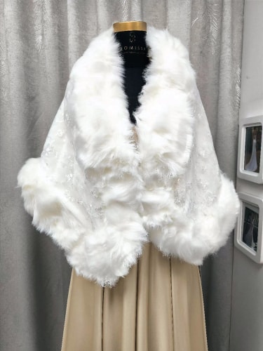 CHÂLE FOURRURE blanc