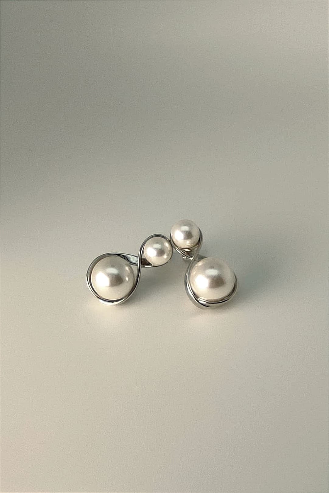 CLOUS D’OREILLES perle 