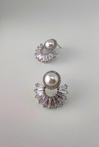 CLOUS D’OREILLES 053