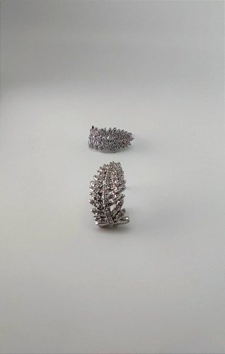 CLOUS D’OREILLES 054