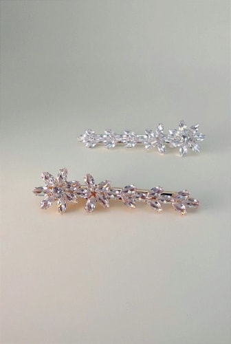 ÉPINGLE-À- CHEVEUX-001