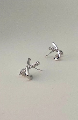 CLOUS D’OREILLES 043