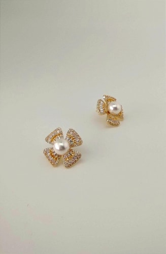 CLOUS D’OREILLES 045