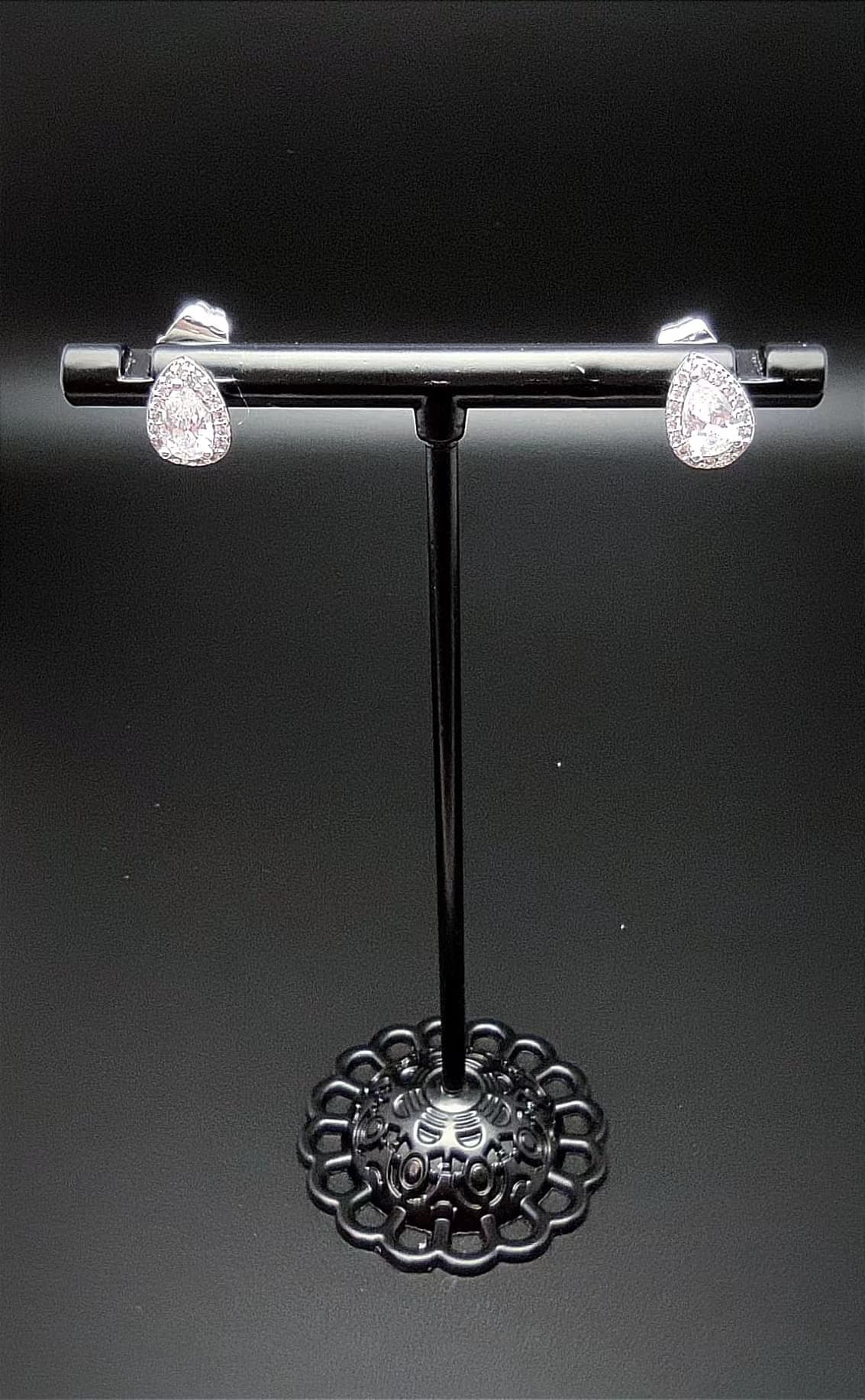 Clous d'oreilles 006