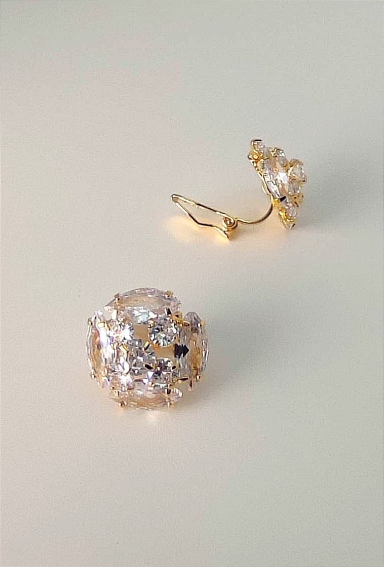 CLIP D’OREILLES MARIAGE 15