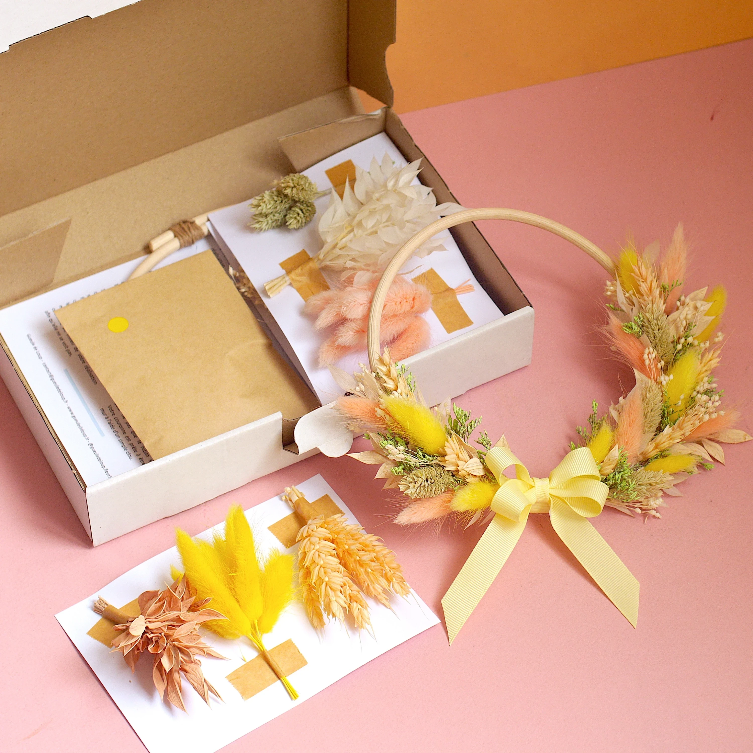 Kit DIY couronne murale jaune