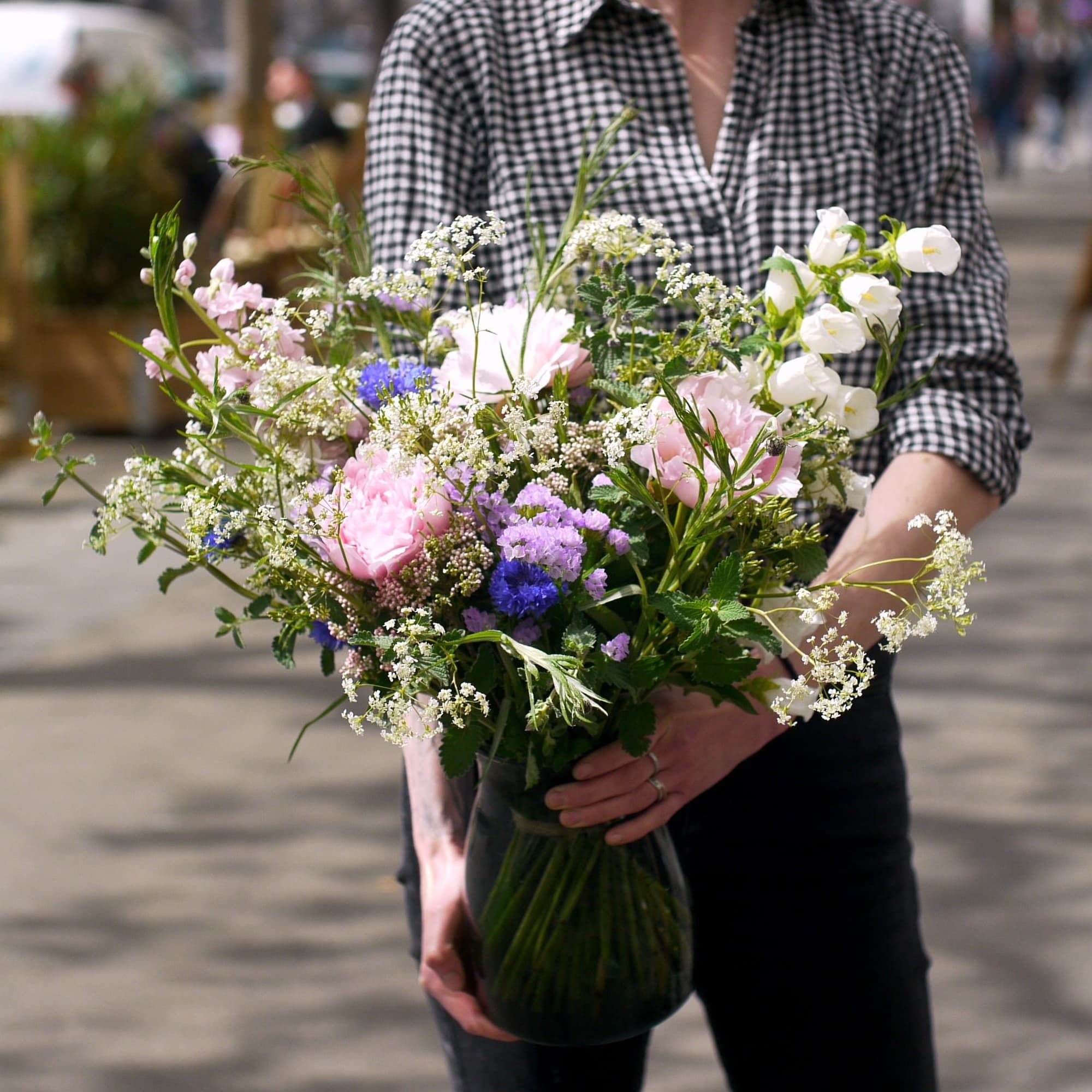 Abonnement mensuel de fleurs fraîches