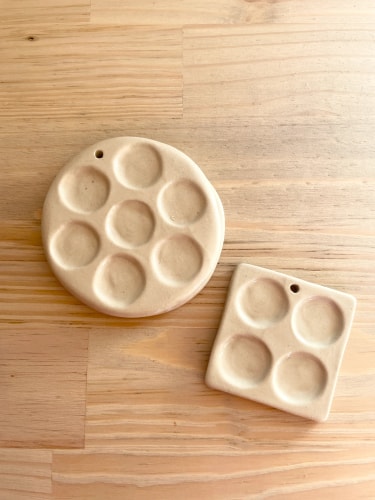 Petites palettes de peinture