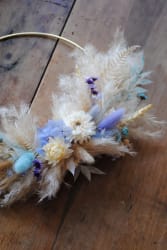 Bouquet cerceau en fleurs séchées et stabilisées - naturel améthyste et bleu - herbes de pampa - mariage 2026