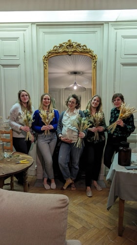 atelier-creatif-fleurs-sechees-bouquet-bracelet-couronne-lyon-Evjf