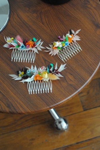 Peignes fleuris multicolores en fleurs séchées et stabilisées - mariage 2025