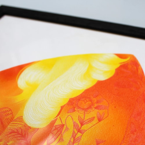 Lata, calcinha e salto alto