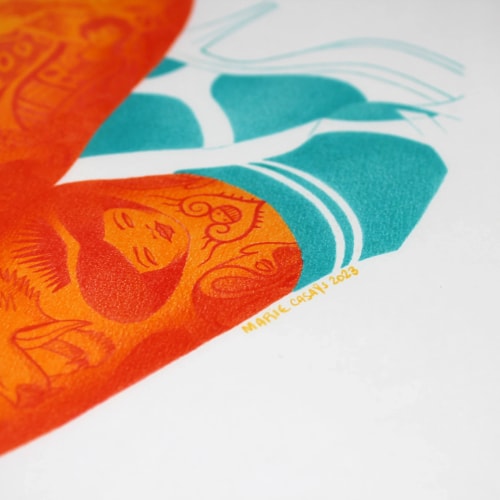 Lata, calcinha e salto alto