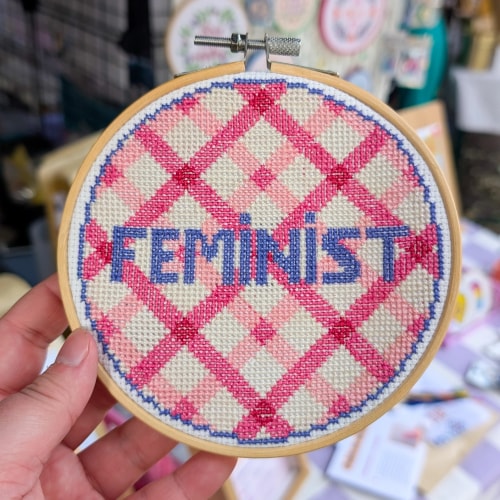 Broderie décorative "Féministe" (grande)