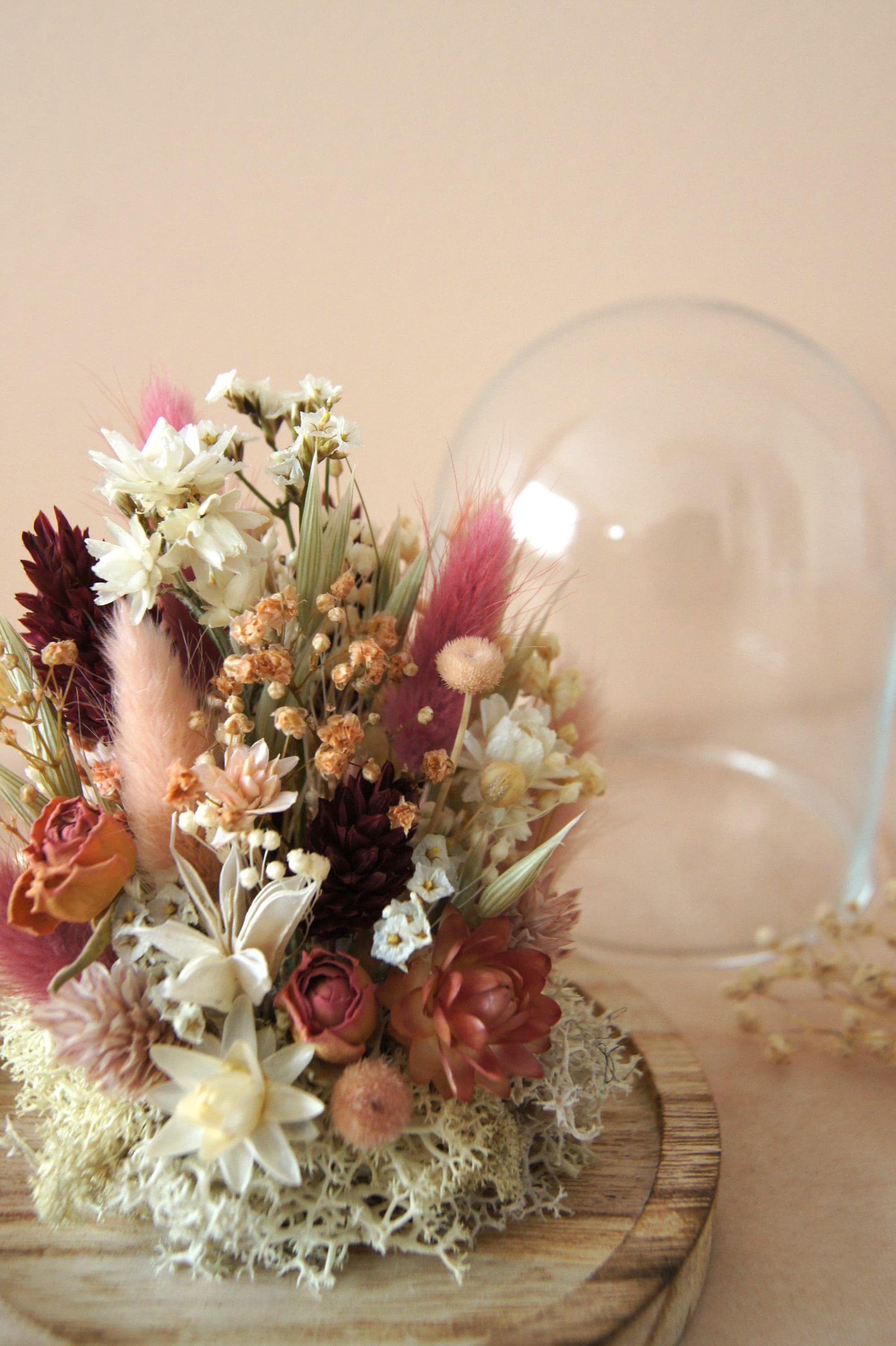 Cloche tons bordeaux/rosés