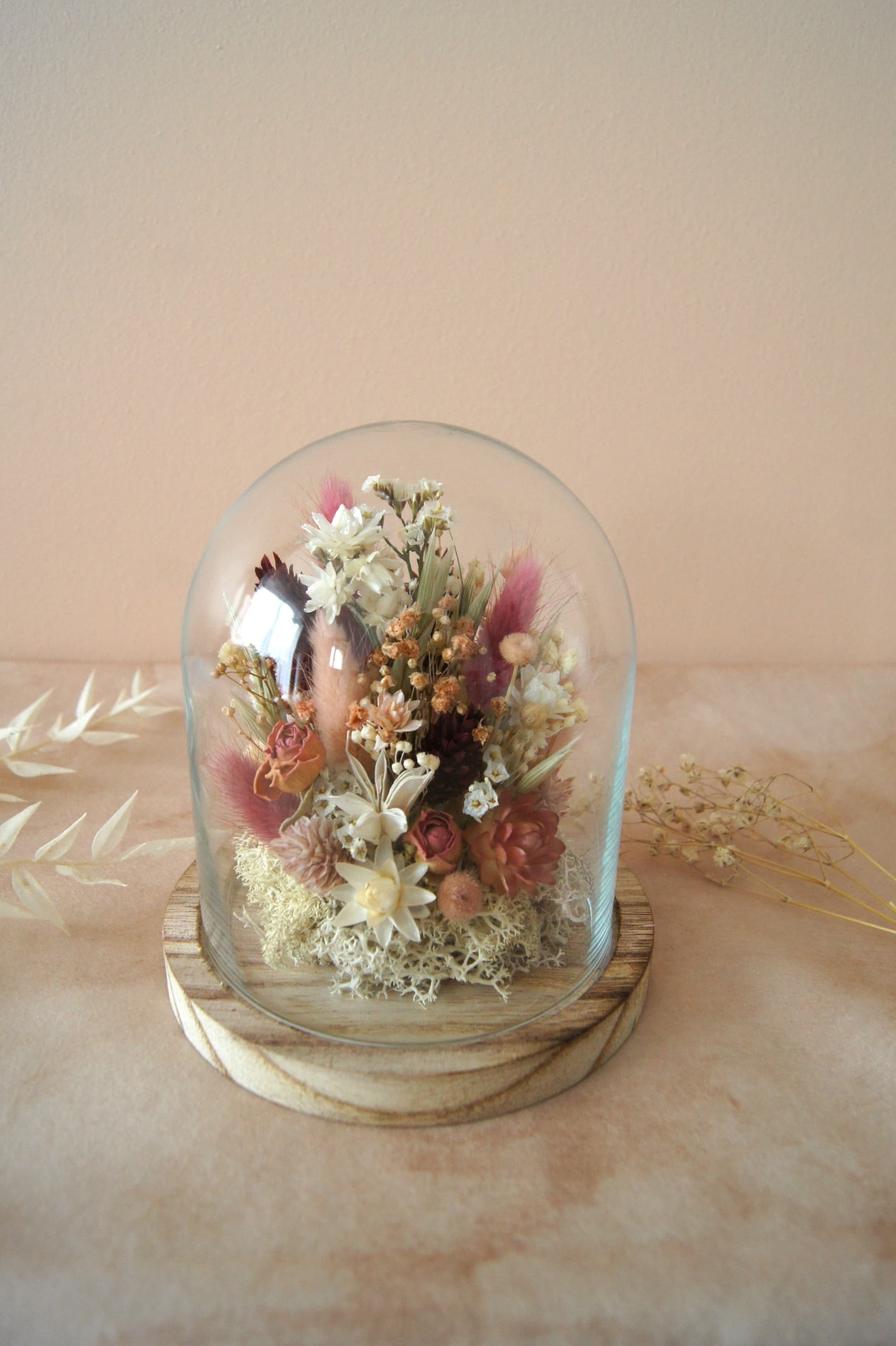 Cloche tons bordeaux/rosés