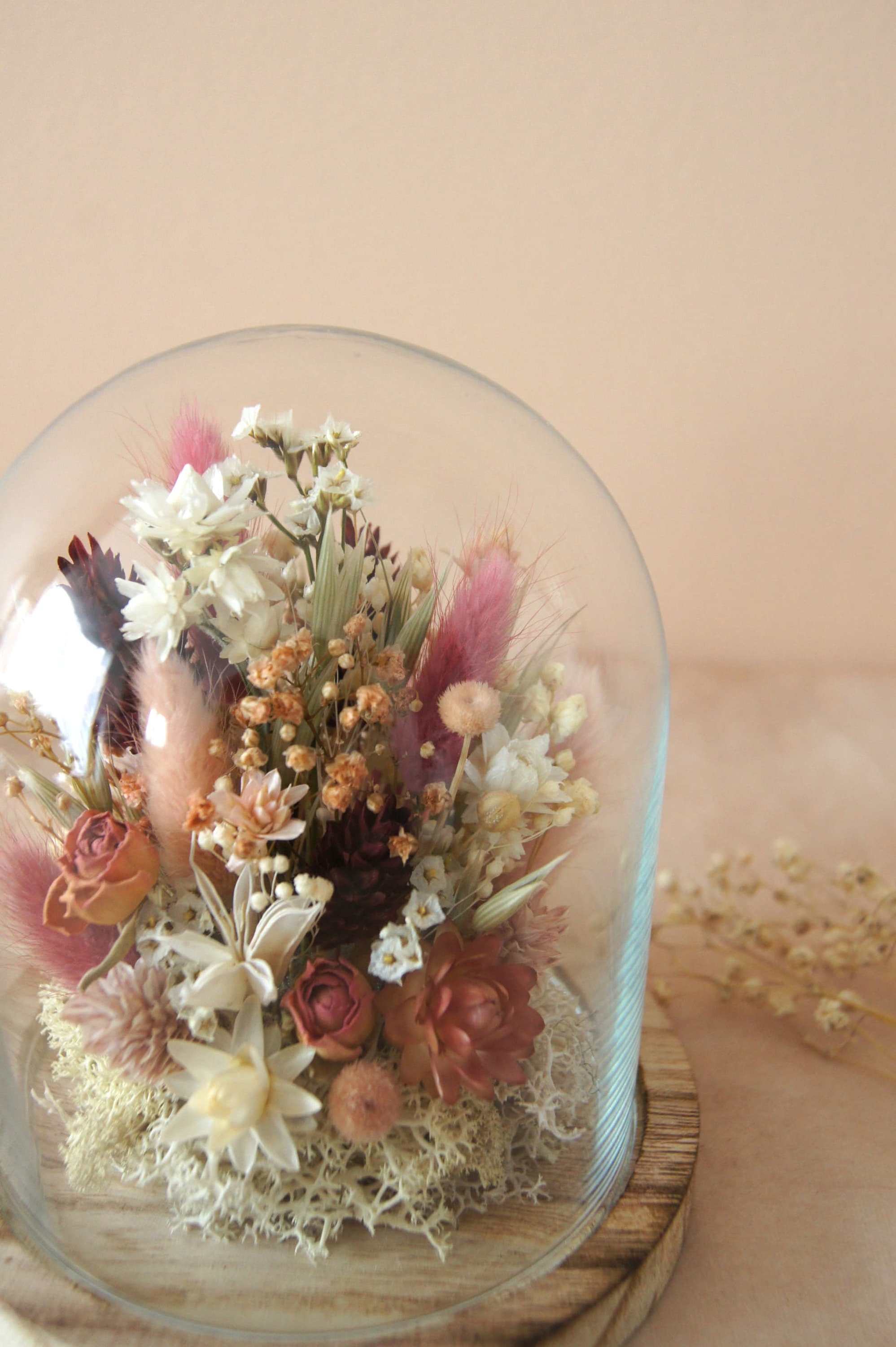 Cloche tons bordeaux/rosés