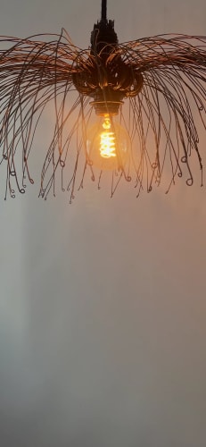 Luminaire en fil de fer