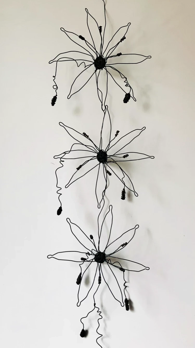 3-wire flower garland, LYS in wire L