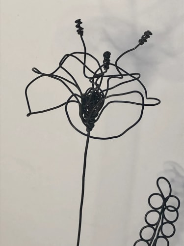 Fleur coquelicot en fil de fer & socle