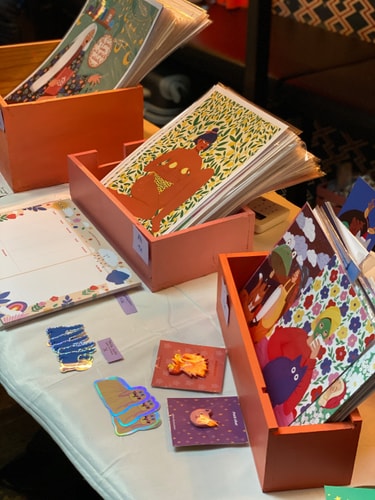 Flash Sisters Market