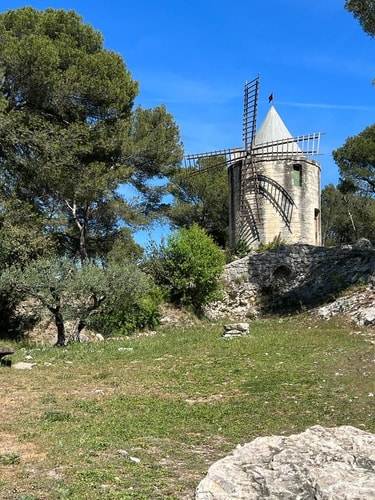 La porte à côté - Just a short drive from the House