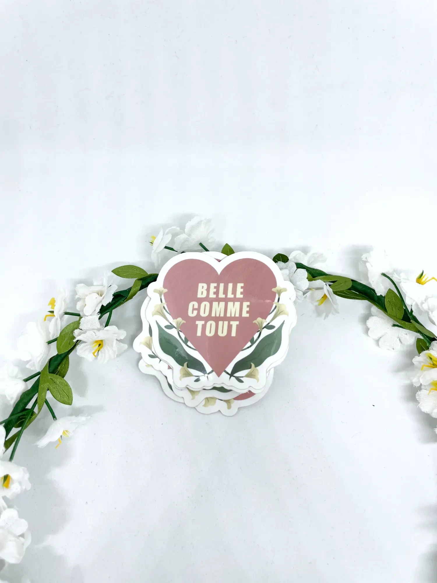 Sticker "belle comme tout"