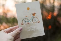Carte postale en route pour l'aventure !