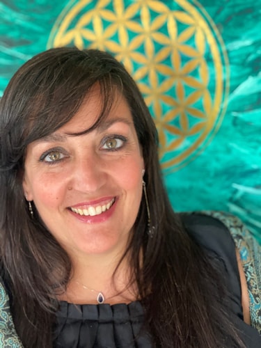 Portrait de Sandra Rousseau, fondatrice d'OSTARA.RH