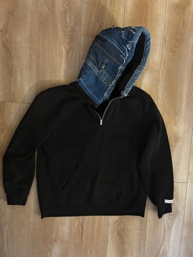 Hold Up Hoodie Customisation