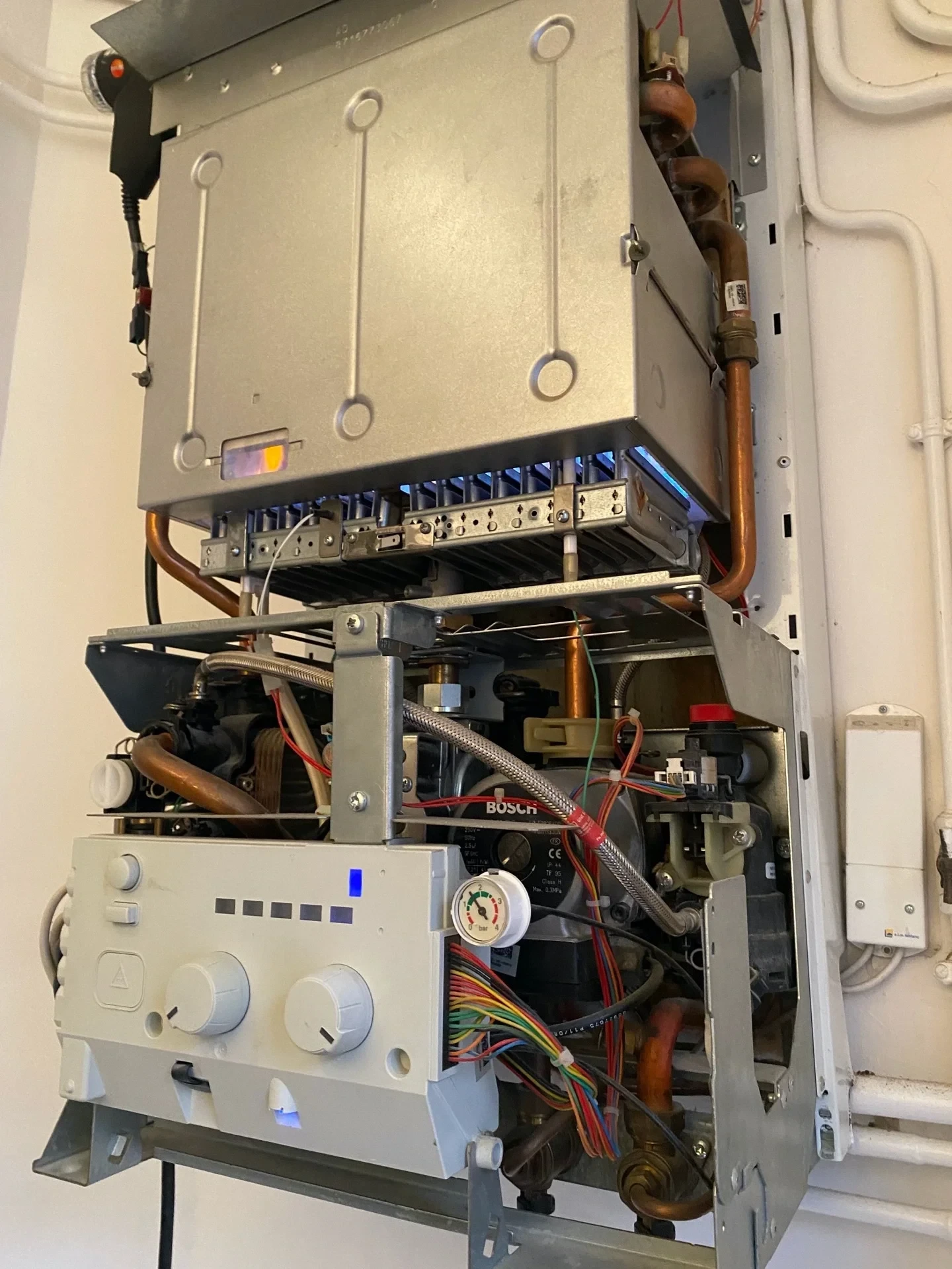 Radiateurs froids mais chaudière allumée : explications