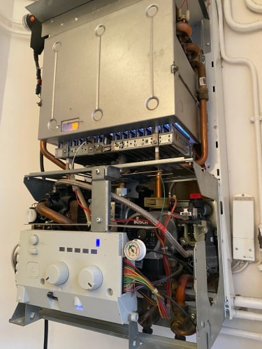 Radiateurs froids mais chaudière allumée : explications