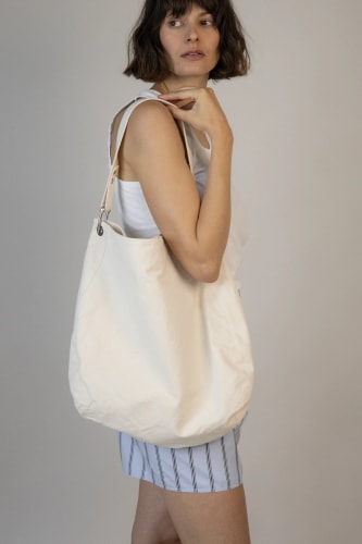 Le Sac Écru