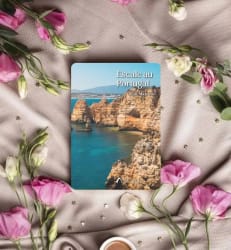 Crónica sobre o romance Escale au Portugal
