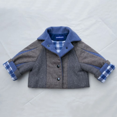 Studio Tombolo est une marque de vêtements pour bébés installée en Ille-et Vilaine en Bretagne.
Elle s'inscrit dans la mode circulaire en travaillant à partir de textiles de seconde main.