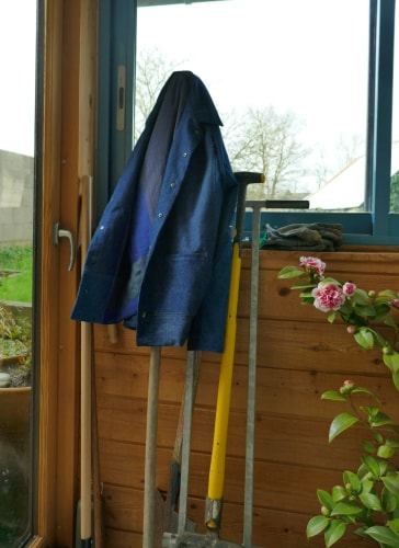 Marque de vêtements fabriqués en Bretagne. Veste en coton doublée fabriquée à partir de matières recyclées.