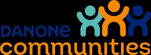 Logo de Danone Communities avec le mot Danone en bleu, le mot communities en orange et trois silhouettes stylisées de personnages de couleurs bleu, orange et turquoise au-dessus.