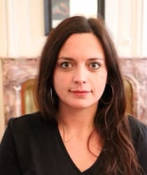 Portrait photo de Dominique Gaudio, experte RH & social pour NSW Conseil